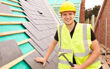 find trusted Wormit roofers in Fife